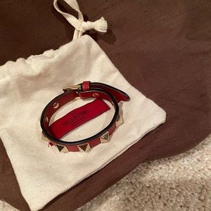 Valentino rockstud bracelet.
Metal & leather